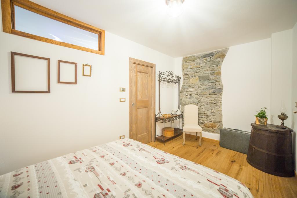 B&B Ca' La Vedescia Teglio Szoba fotó